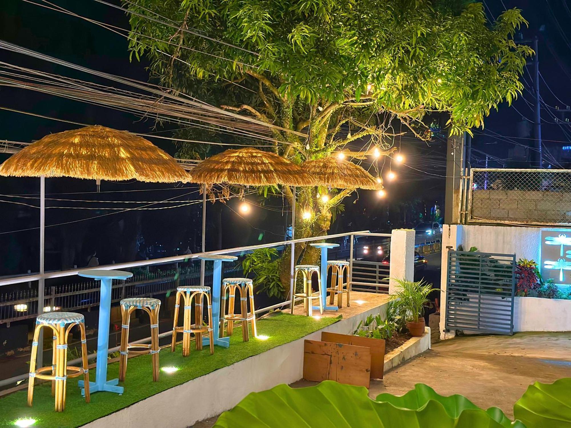 Cabins By Eco Hotels Tagaytay City Bagian luar foto