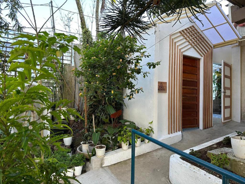 Cabins By Eco Hotels Tagaytay City Bagian luar foto